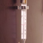 Brutthermometer zur Temperaturkontrolle im Brüter